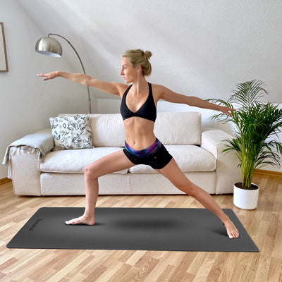 Yogamatte Studioline Ultra-Grip "Grau" inkl. Tragegurt - YOSANA